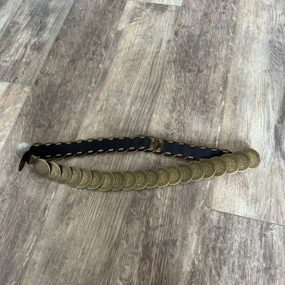 Metal Hammered Mermaid Accordion Hook Festival Statement Belt - One Size